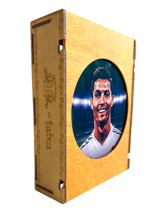 Cristiano Ronaldo - portré - Fa puzzle